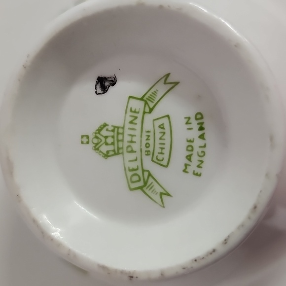 Vintage Delphine White Dogwood Cup and Saucer. Canadian Dogwood Design England - Picture 7 of 7